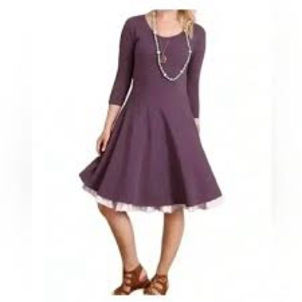 Matilda Jane Lavender Fit & Flare Knit Dress. Size: Medium